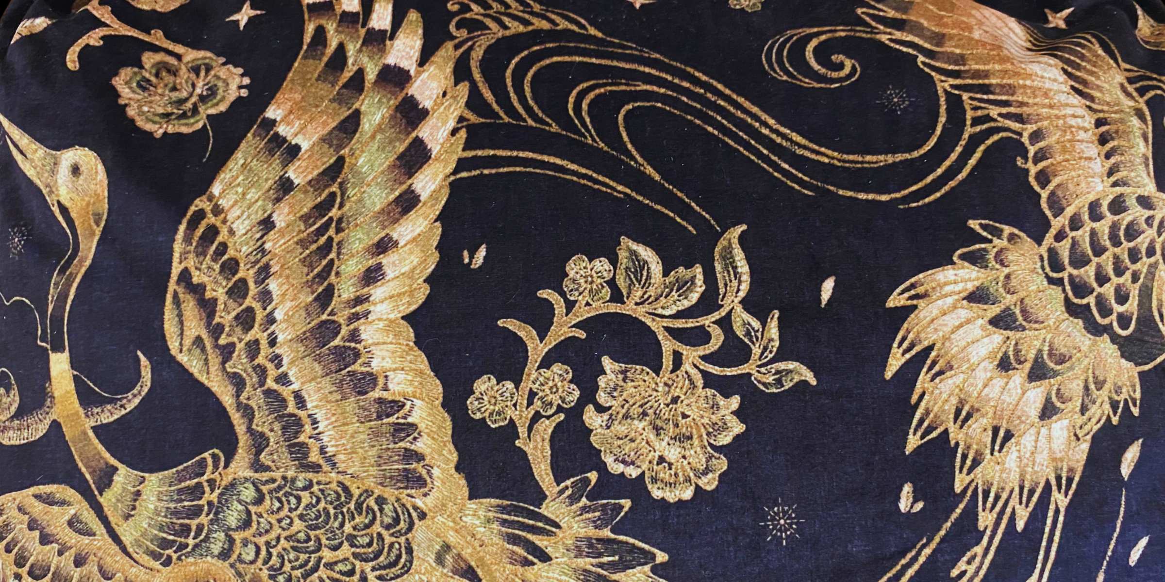 How to Use Black Accents in Your Home