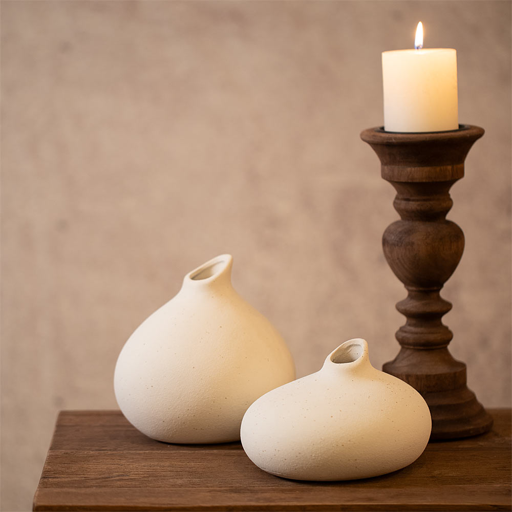 Assaga Cream Ceramic Vase