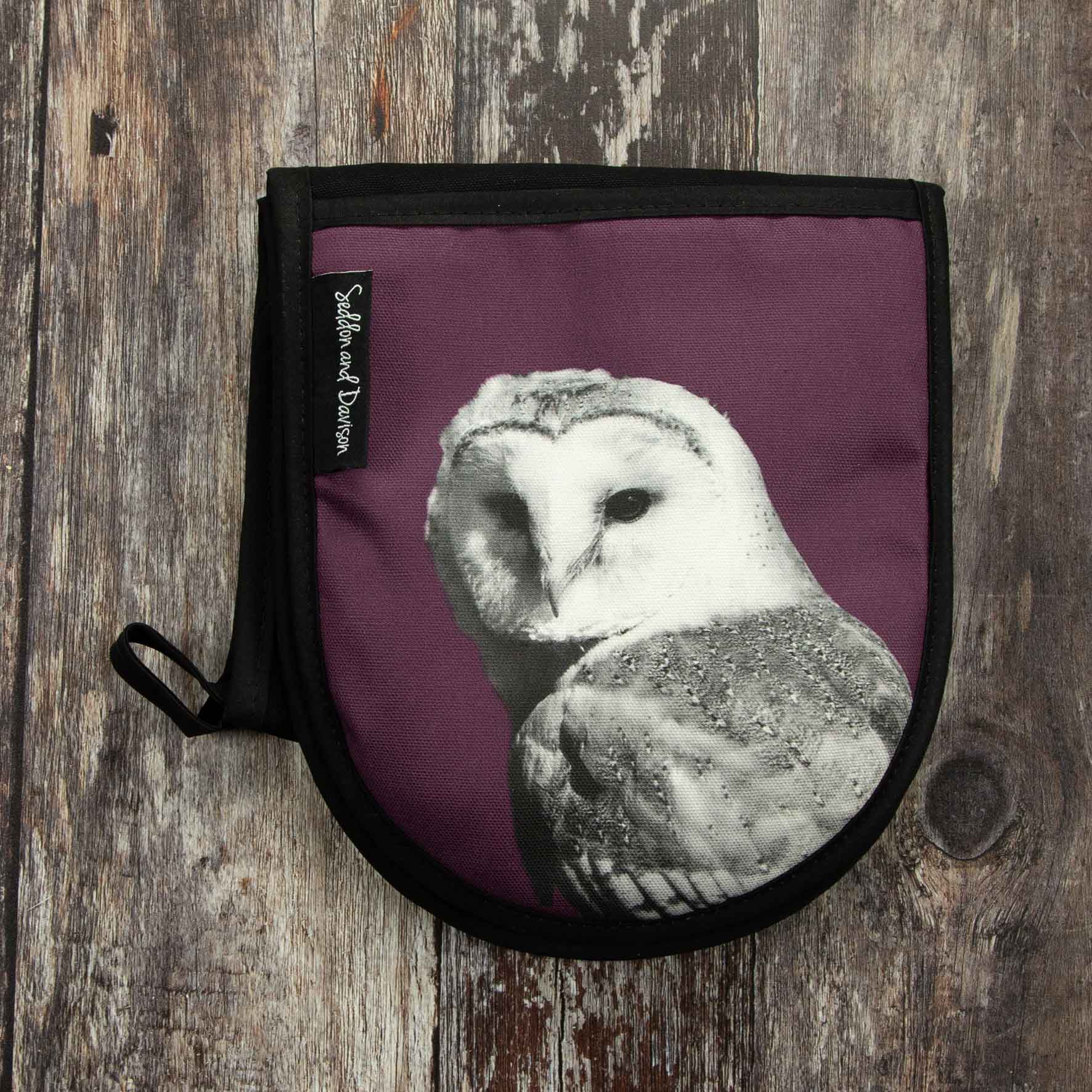 Barn Owl Oven Gloves - Mulberry