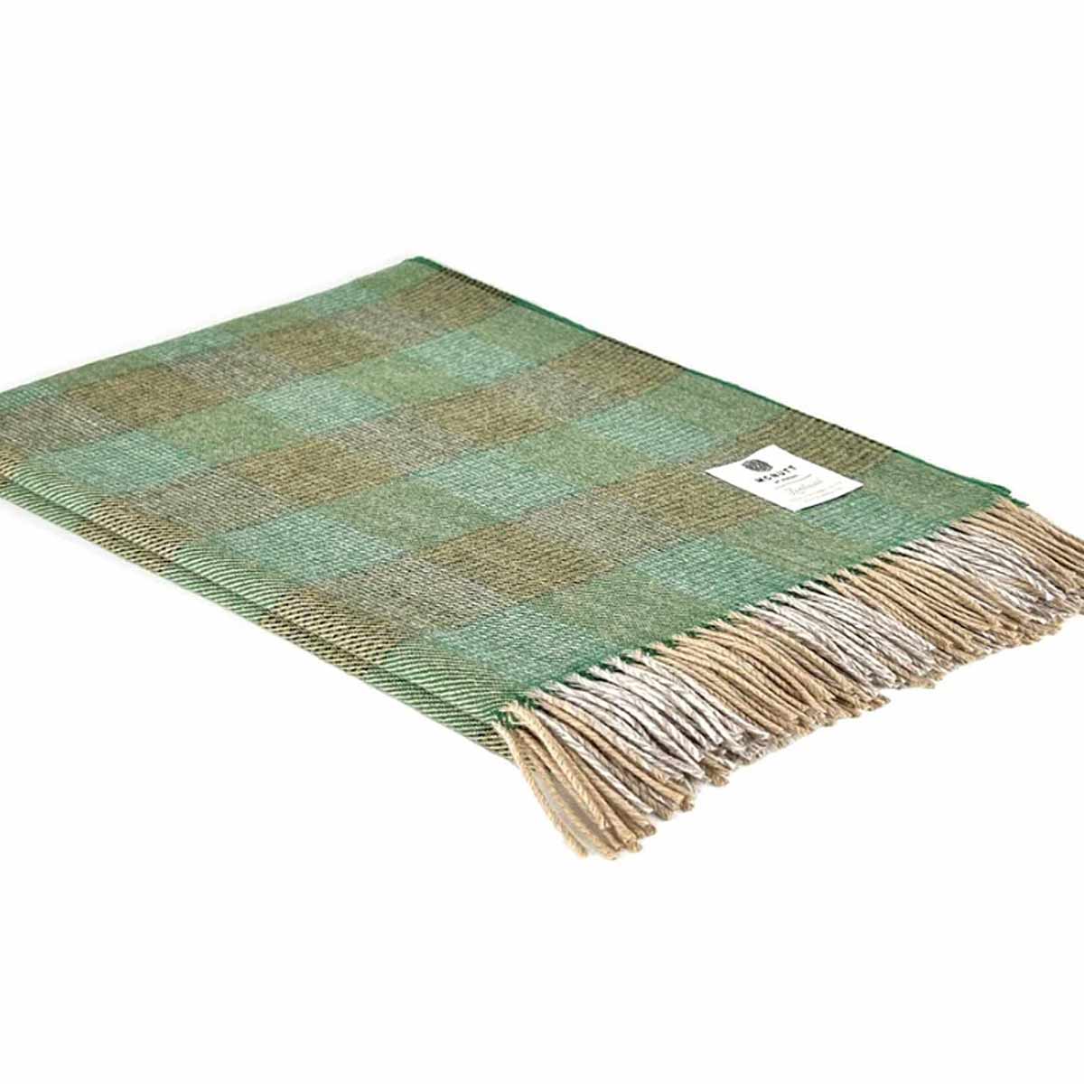 Enya Merino Lambswool Throw – McNutt of Donegal