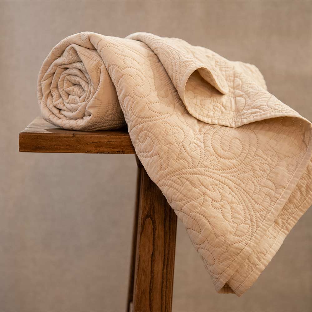 Isabelle Quilted Throw, Linen Colour