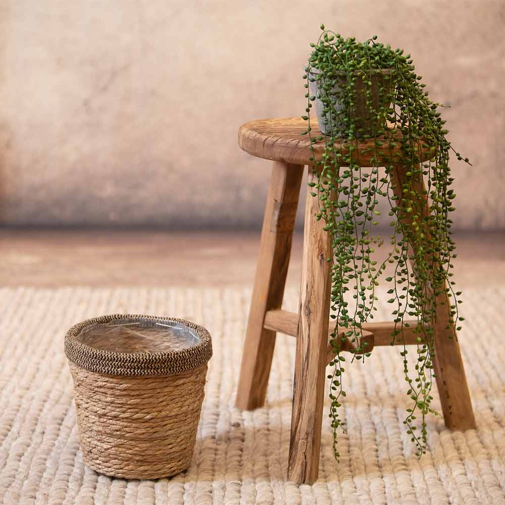 Leavy Dark Brown Border Straight Rattan Basket
