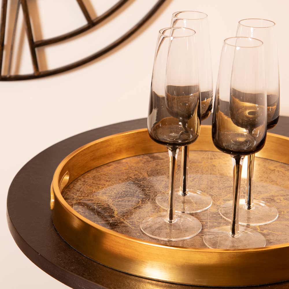 Round-World-Map-Tray-With-Glasses