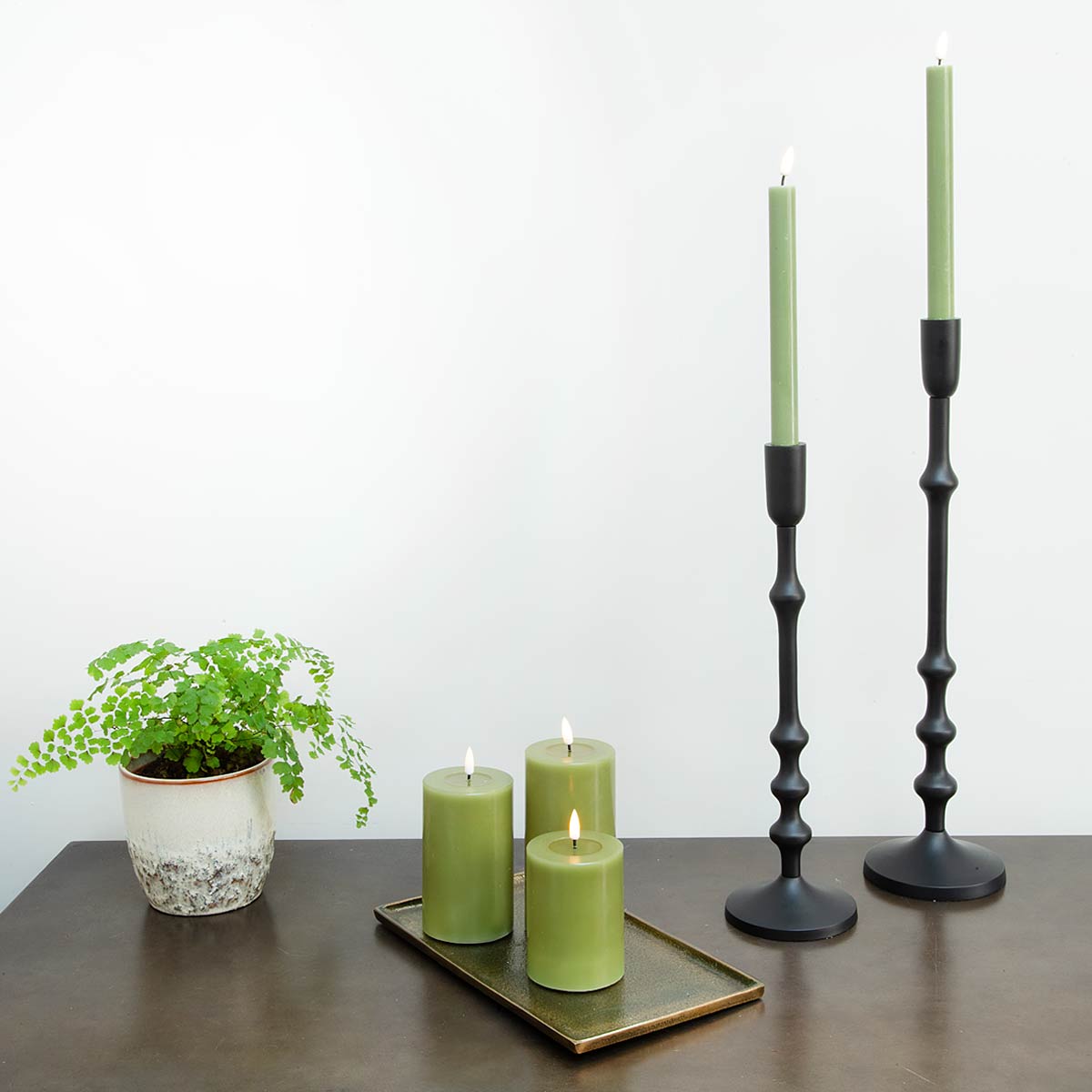 Semut Matt Black Candlestick