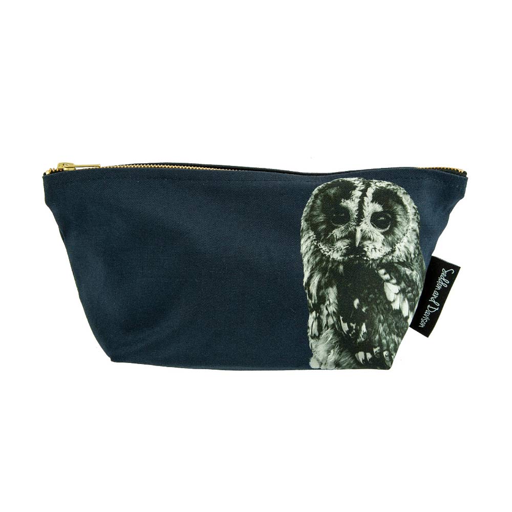 Tawny Owl Wash Bag - Blackberry