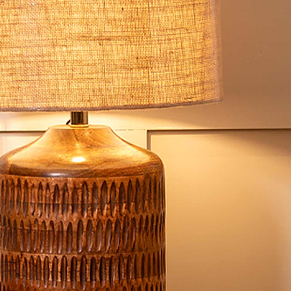 Carved Ridged Table Lamp