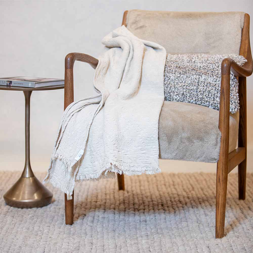 Chantilly Throw in Antique White