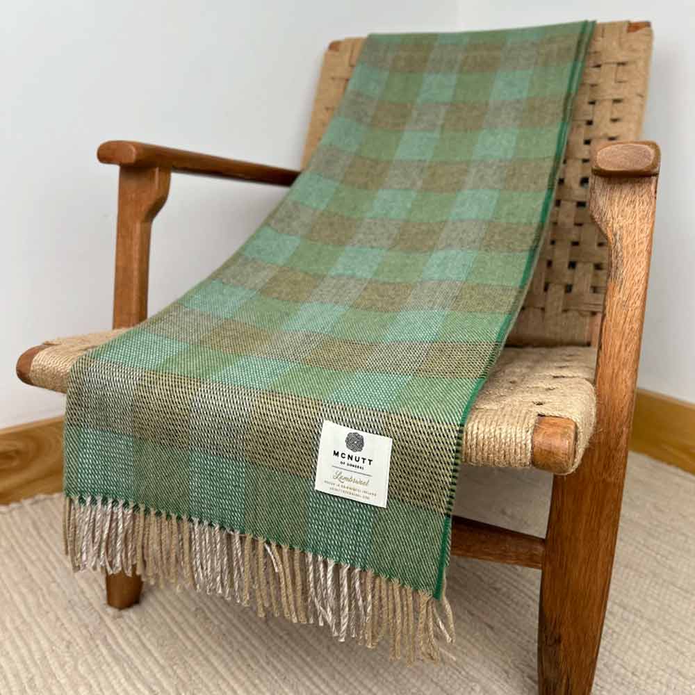 Enya Merino Lambswool Throw – McNutt of Donegal