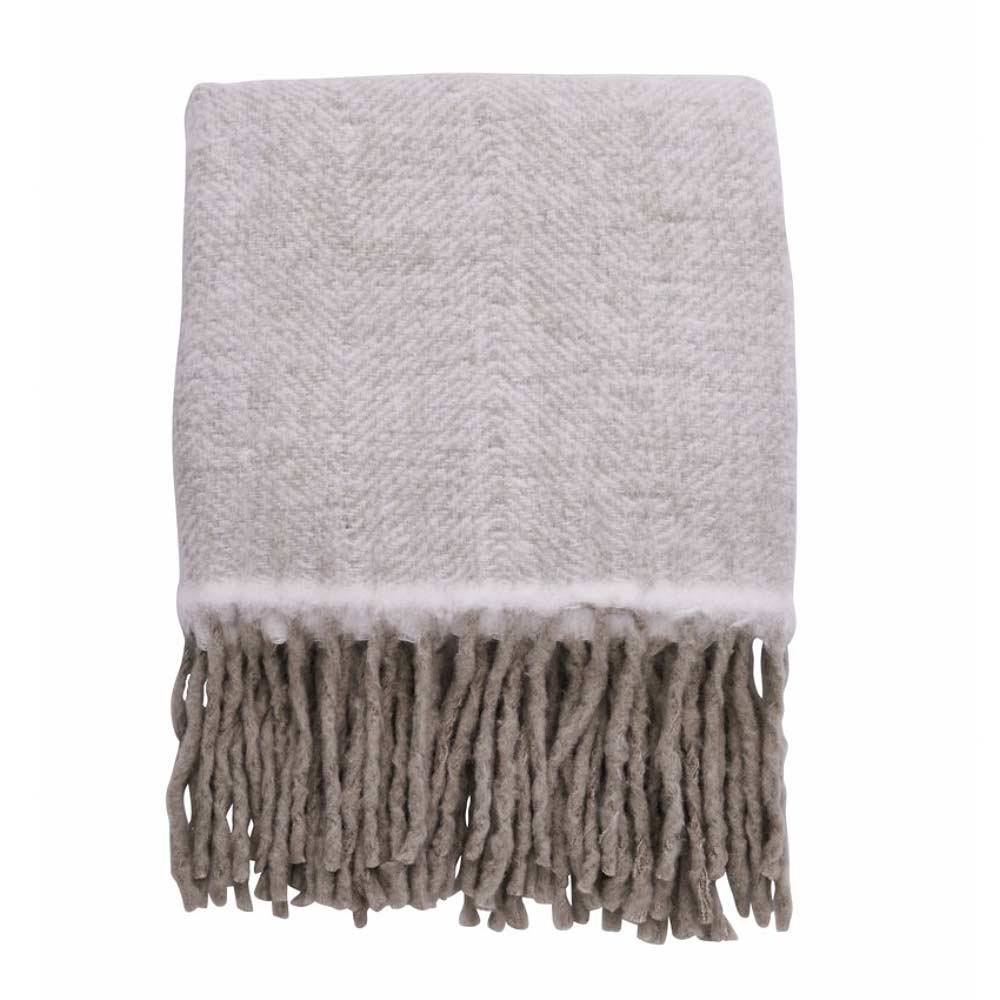 Essia cool ivory wool herringbone throw with grey fringe 170×130cm on white background