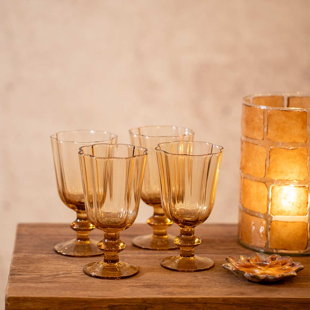 Floretta Taupe Wine Glass