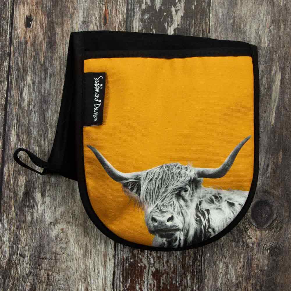 Highland Cow Oven Gloves - Ochre