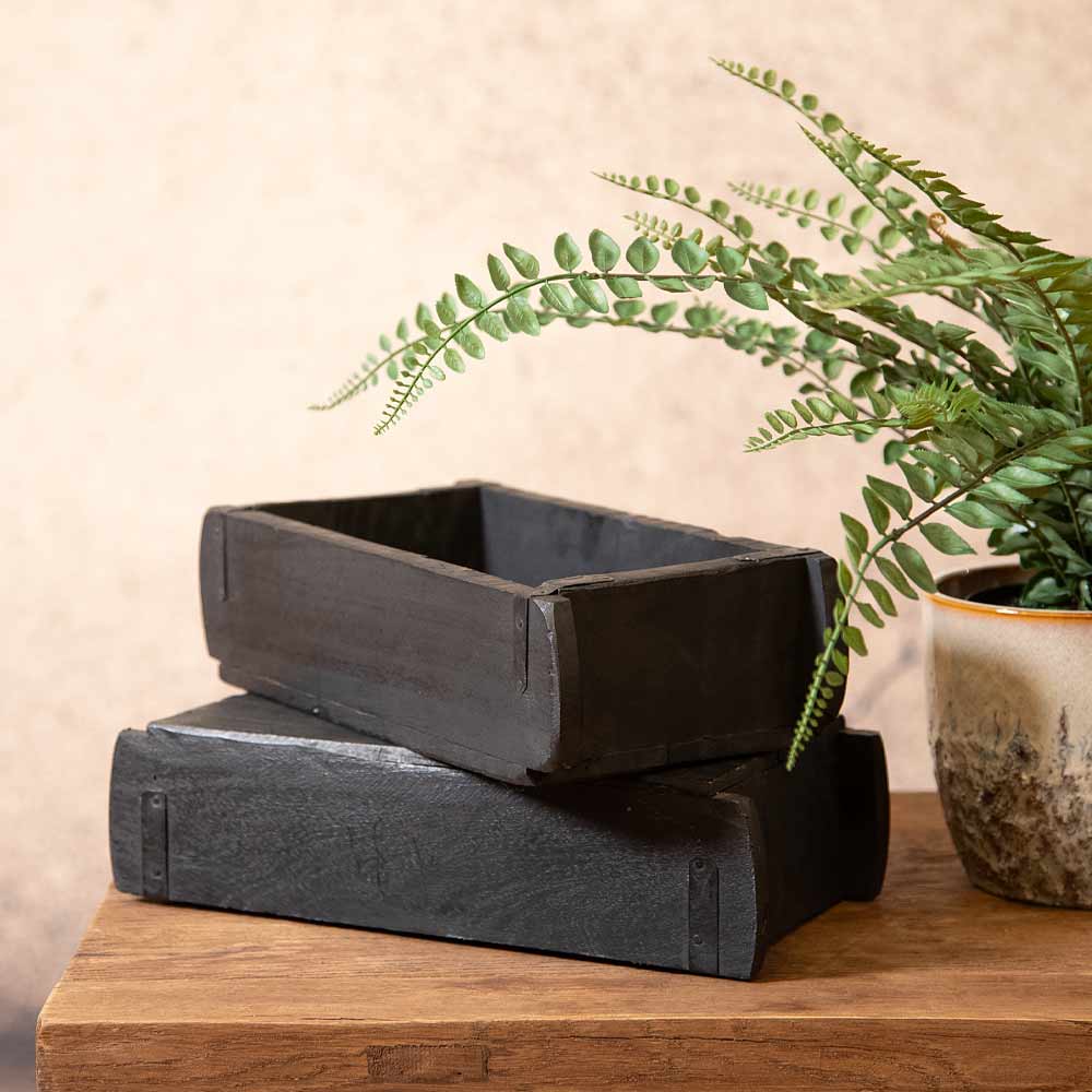 Old Brick Mould - Antique Black
