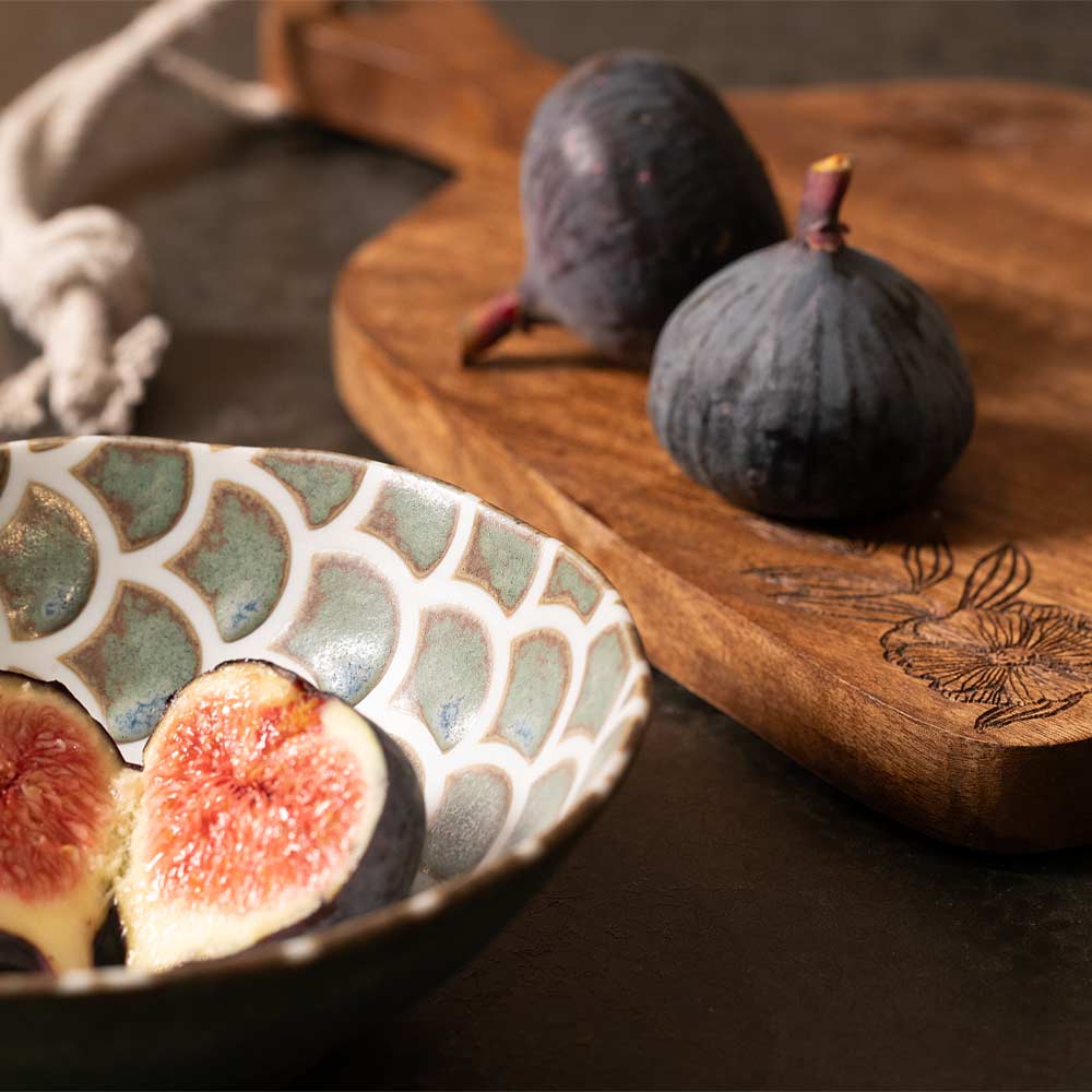 Scalloped Design Stoneware Bowl - Green