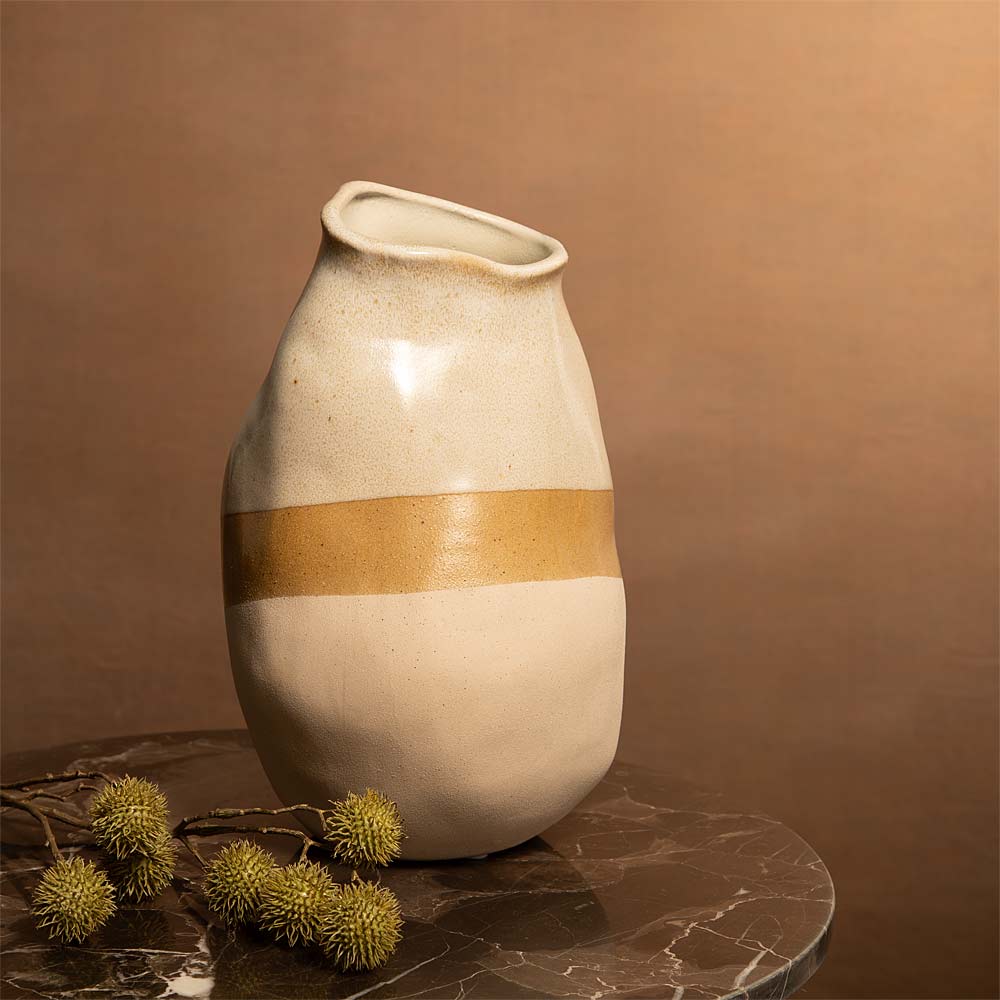 Yulara Ceramic Vase in Cream and Caramel