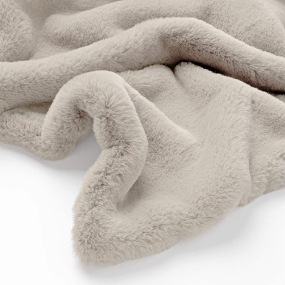 Zinzi Faux Fur Throw in Pumice Stone